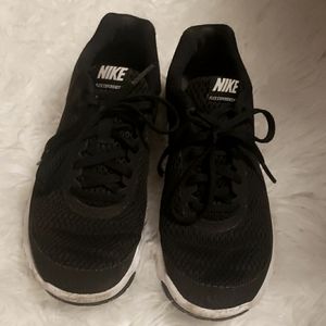 Running shoes